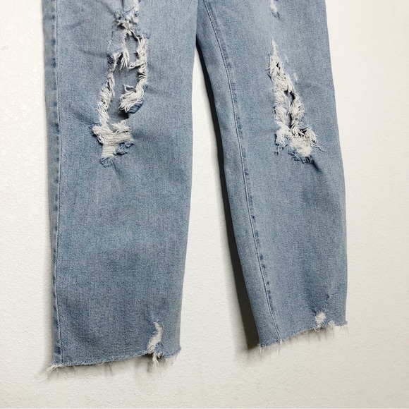 Hollister Ultra High Rise Vintage Straight Frayed Distressed Jeans 9 Short / 29 - Picture 3 of 12